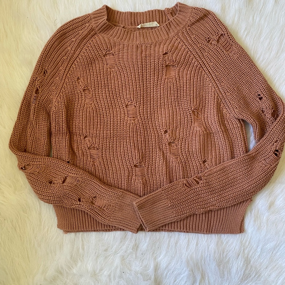 Illa Illa distressed pink crop sweater